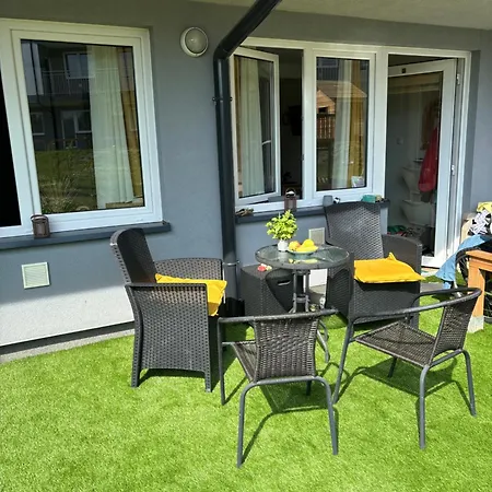 Nad Morzem Przy Klifie 2 Debina