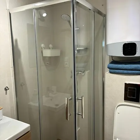 Nad Morzem Przy Klifie 2 Debina *